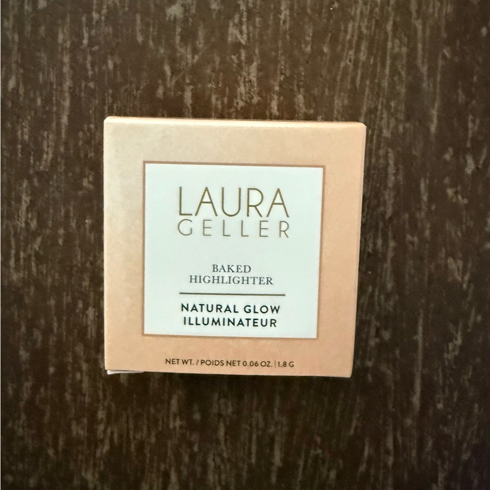 Laura Geller Baked Highlighter - Subtle Cream Glow